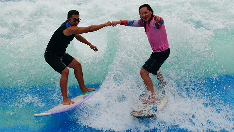 surf waves for hotel